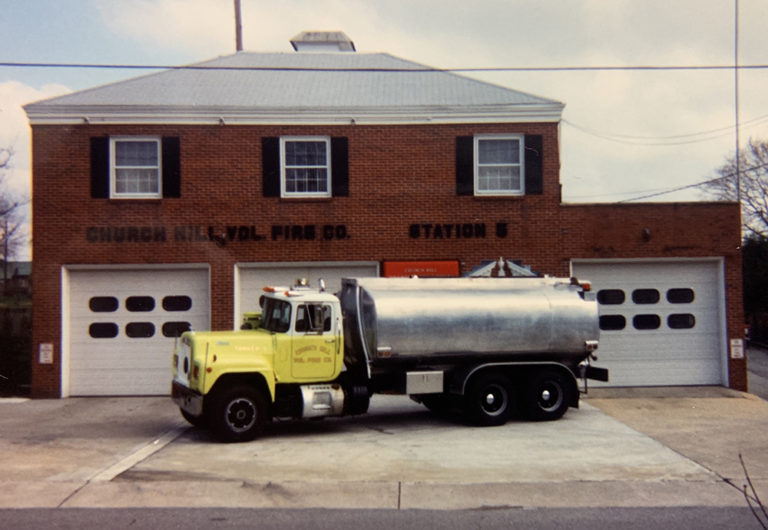 Tanker 5 - 1975 Mack R Model